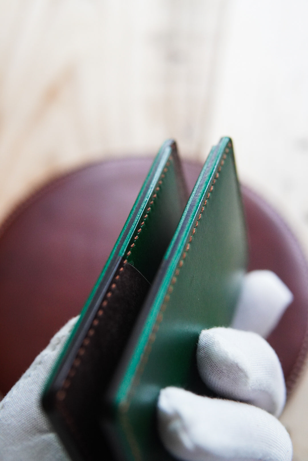 Beacon Vertical Bifold - Butter and Pueblo