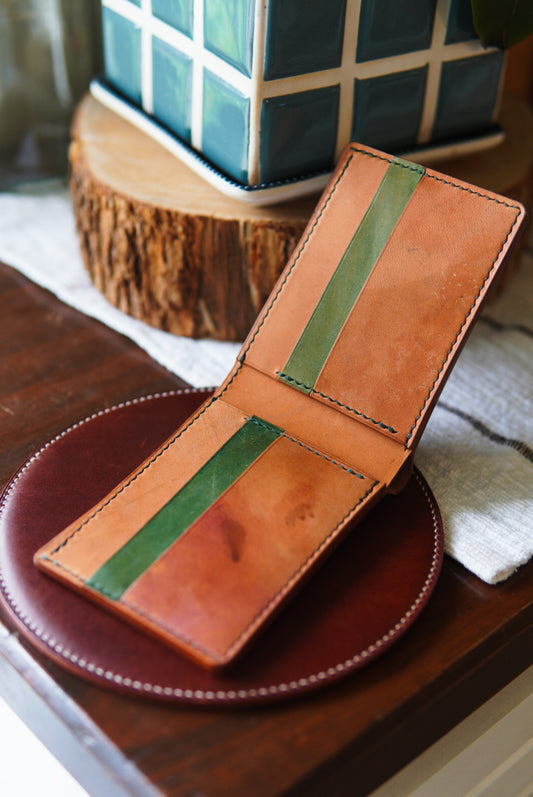 Classic Bifold - Horween shell - Cash Pocket Stamp