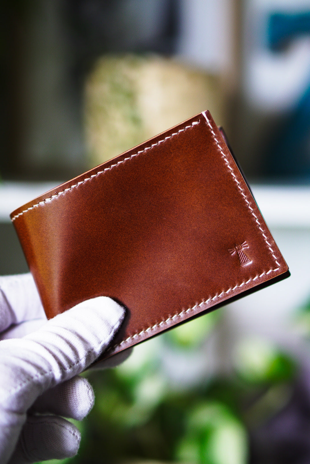 Classic Bifold - Cordovan exterior and kangaroo