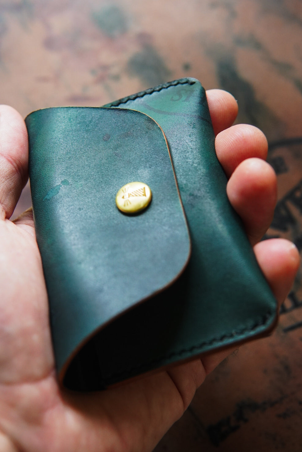 The Watchmen EDC wallet - Horween Shell Cordovan