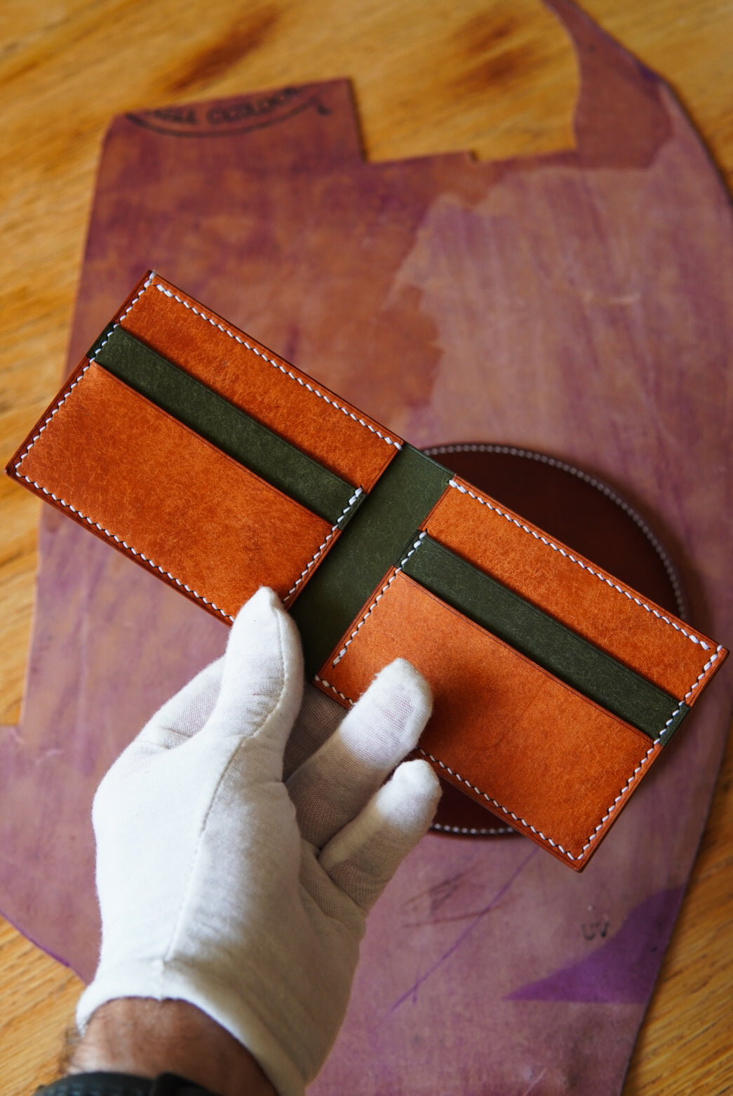 Classic Bifold - Minerva and Pueblo