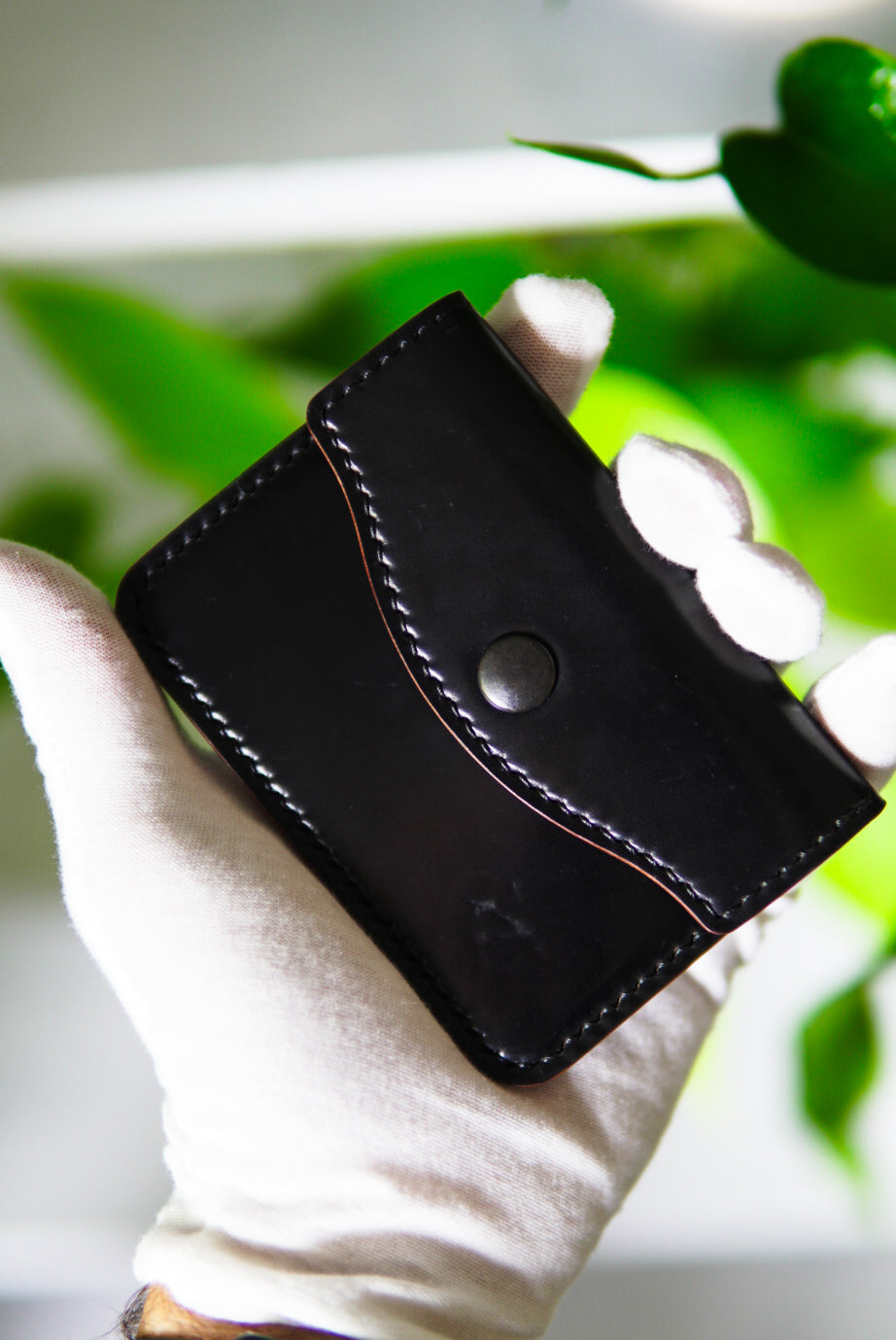 The Keeper - single snap card wallet - Horween Shell Cordovan