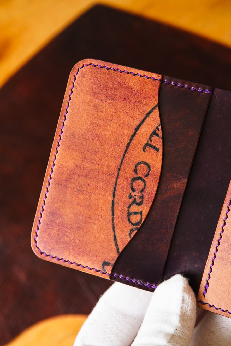 Nami Minimalist Bifold - Horween