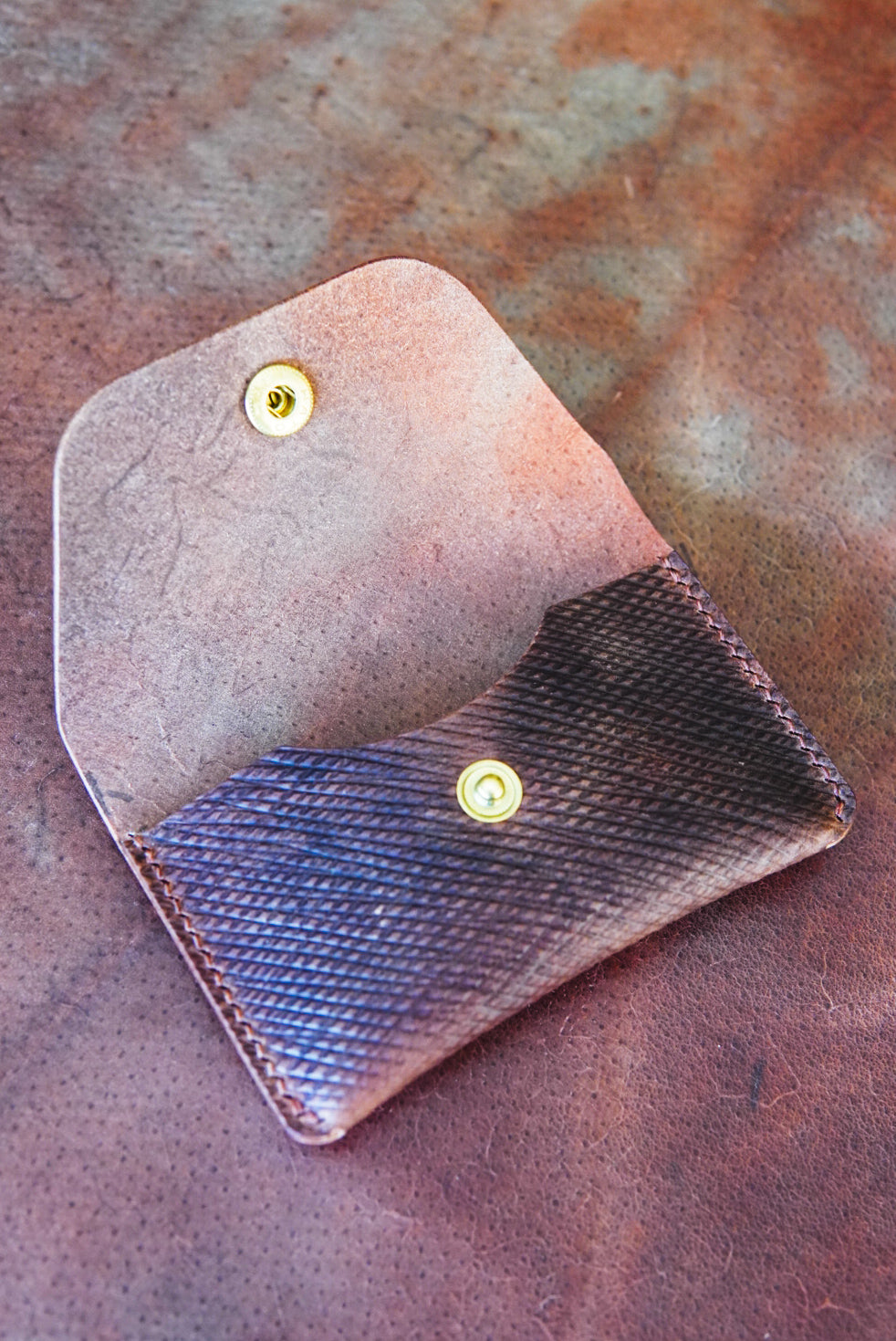 The Watchmen EDC wallet - Meta Carthina Shell Cordovan