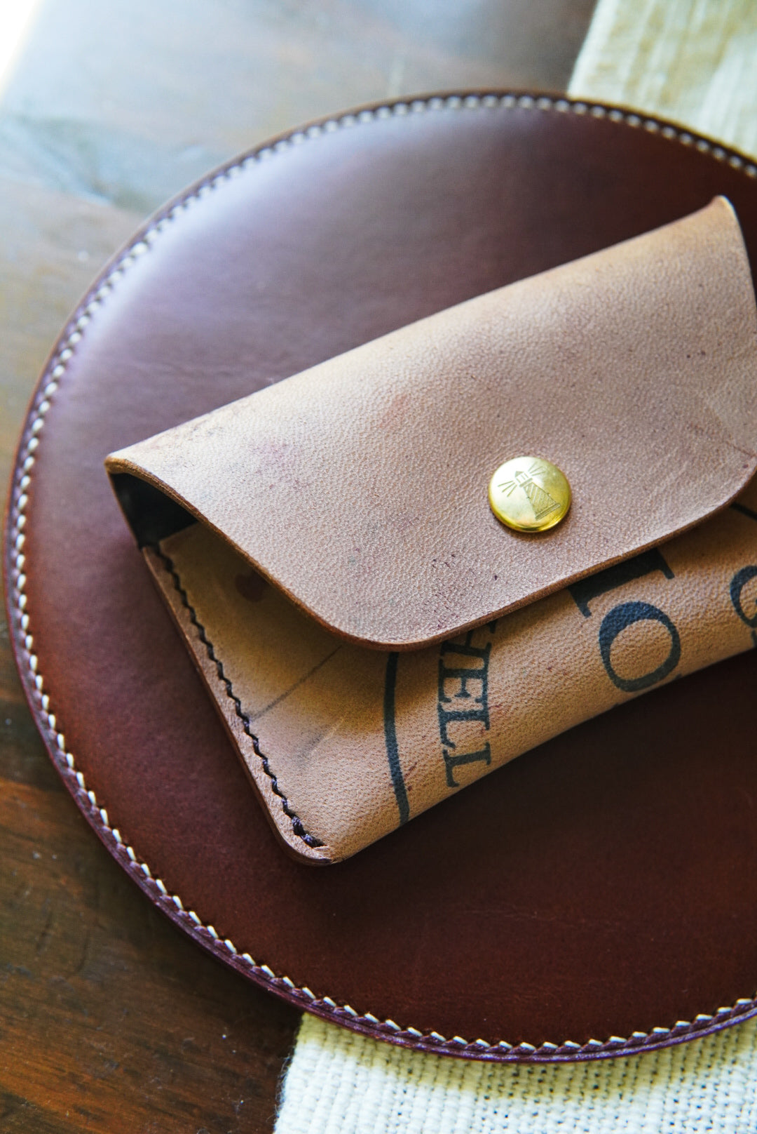 The Watchmen EDC wallet - Horween Shell Cordovan