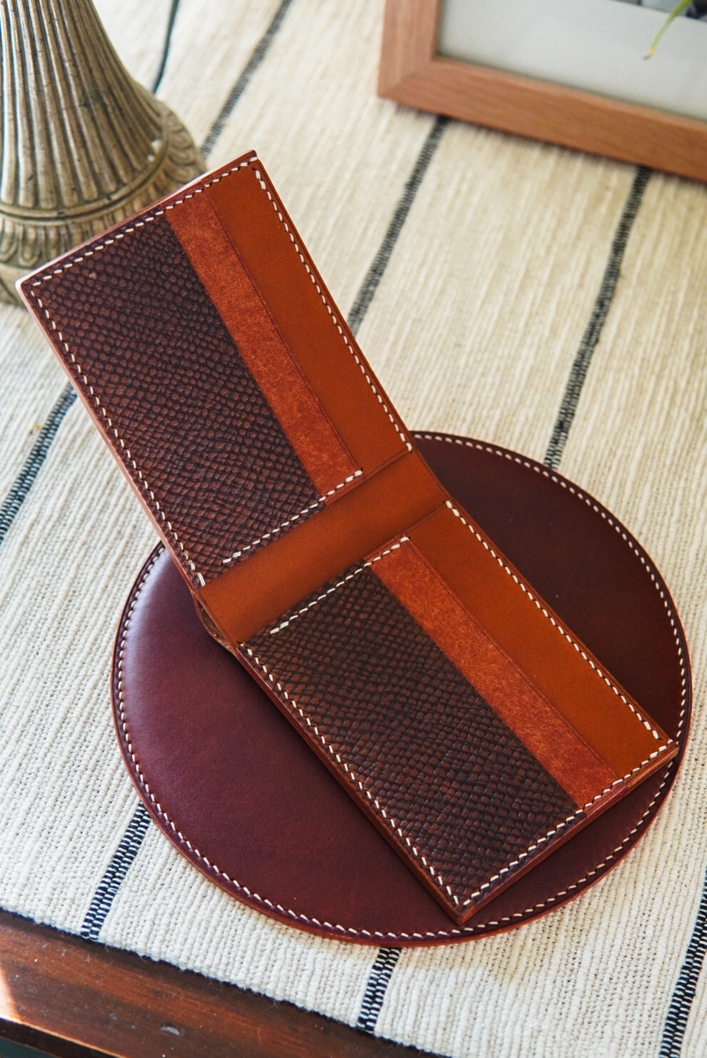 Classic Bifold - Buttero, Hatch and Pueblo