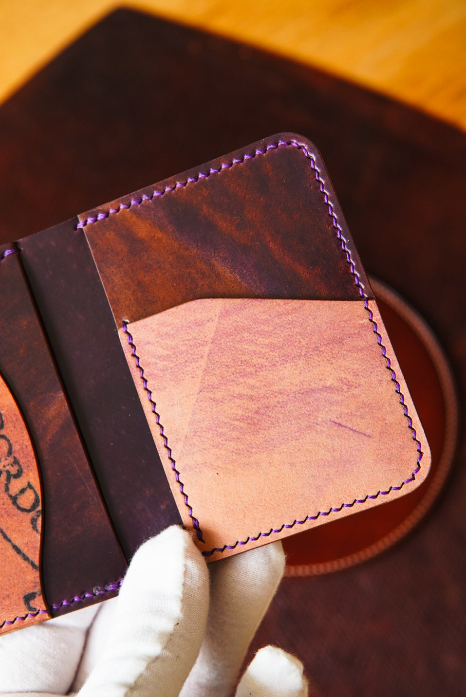 Nami Minimalist Bifold - Horween