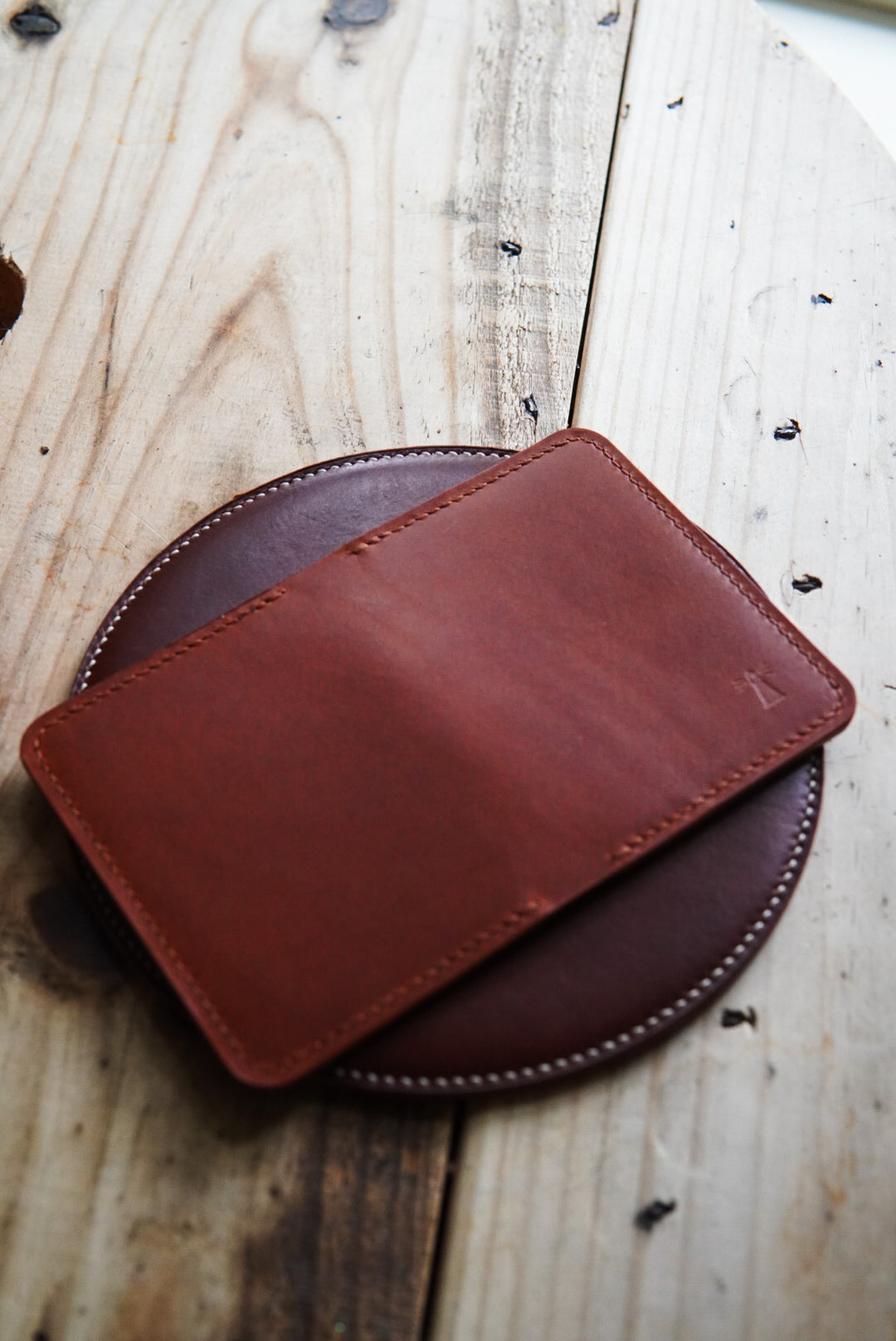 Nami Minimalist Bifold - Buttero and Pueblo