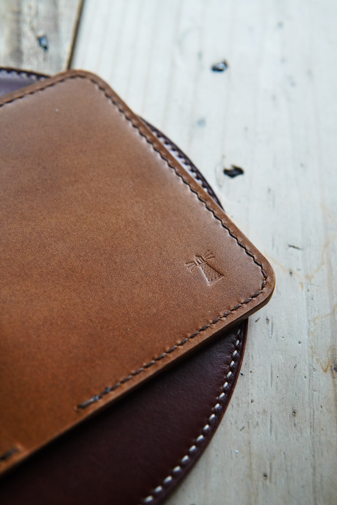 Nami Minimalist Bifold - Buttero and Pueblo