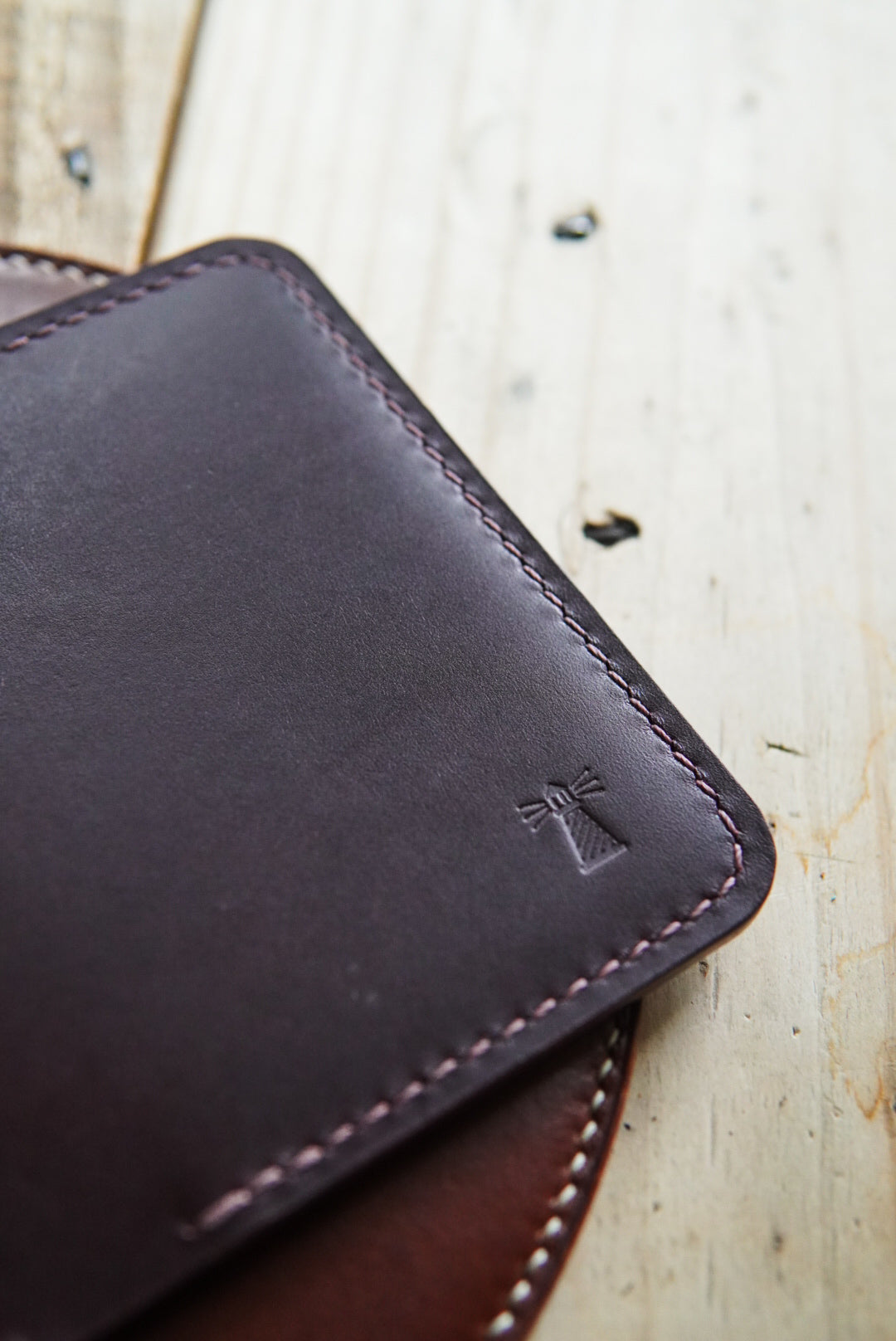 Nami Minimalist Bifold - Buttero and Pueblo