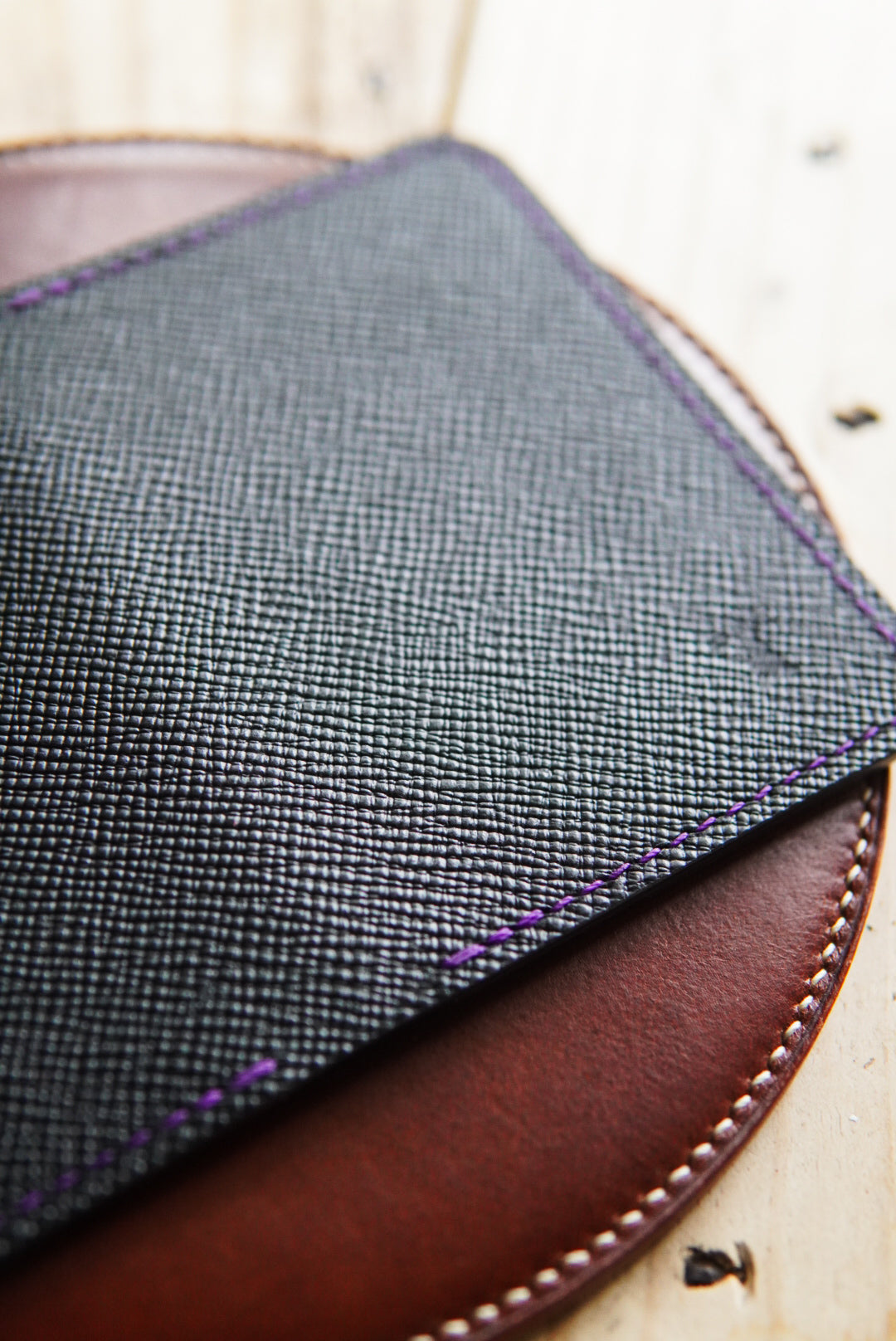 Nami Minimalist Bifold - Buttero Hatch and Pueblo