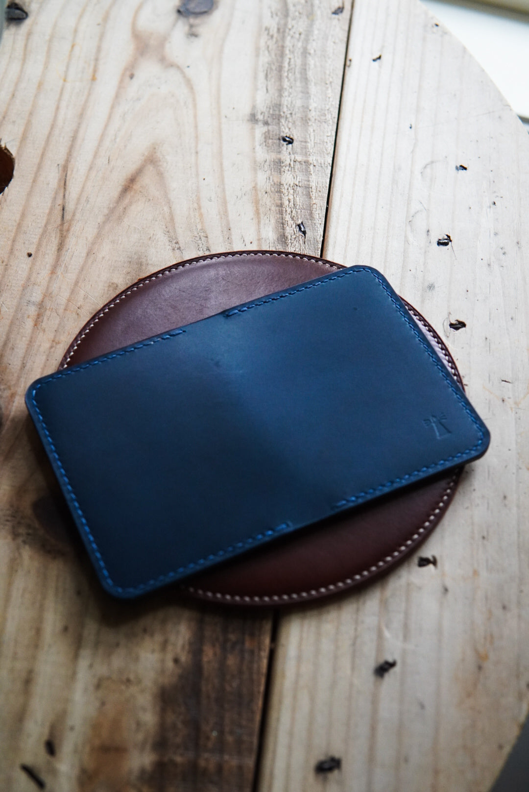 Nami Minimalist Bifold - Buttero and Pueblo