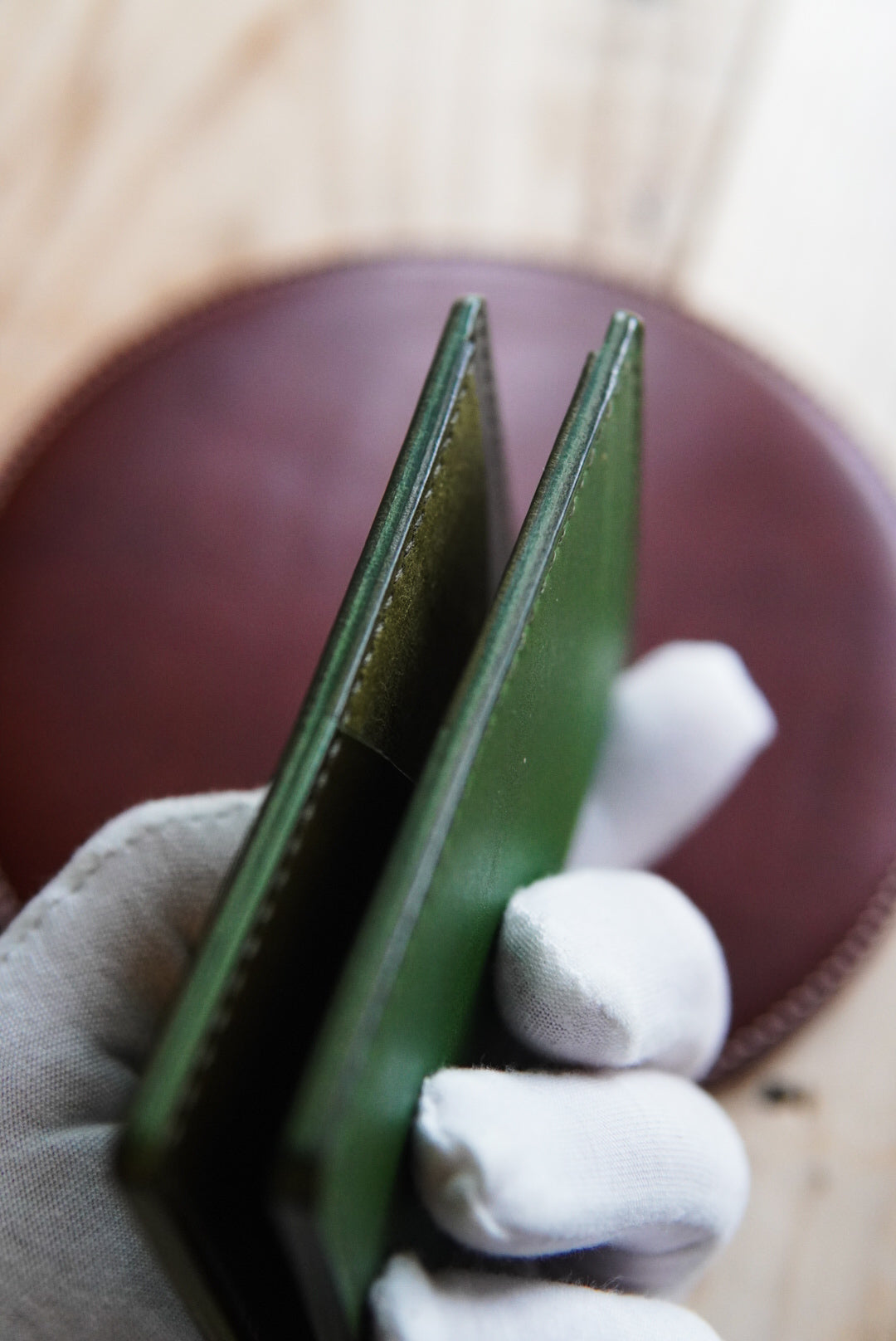 Beacon Vertical Bifold - Butter and Pueblo