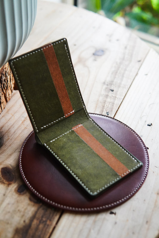 Classic Bifold - Buttero and Pueblo