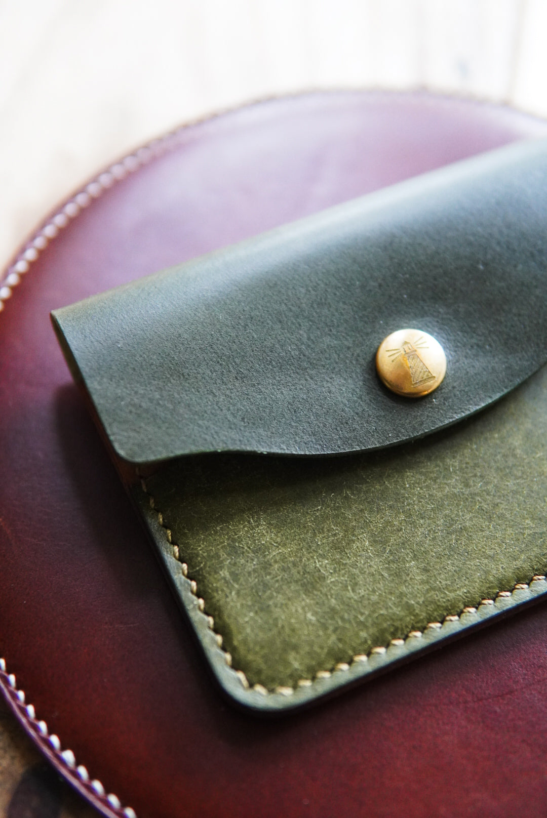 The Keeper - single snap card wallet