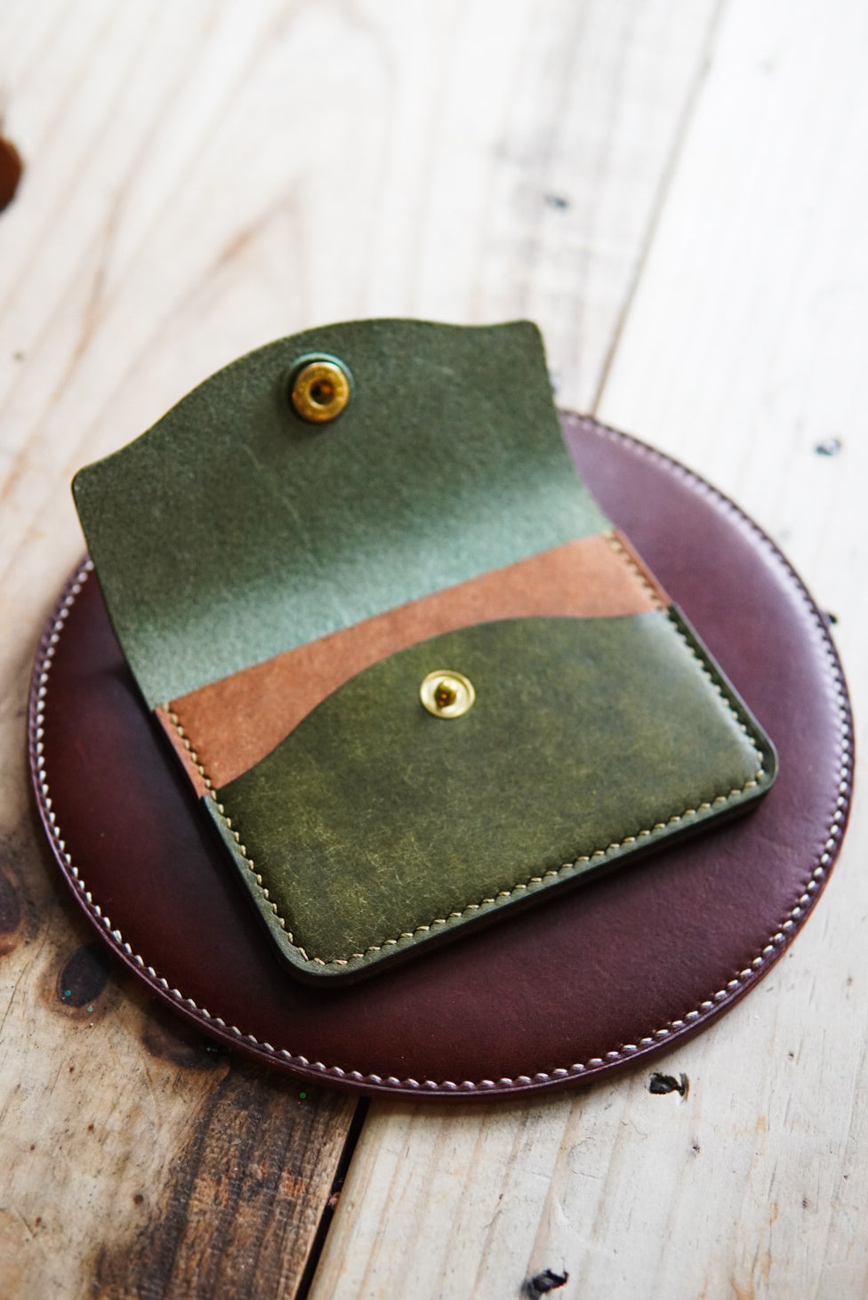 The Keeper - single snap card wallet