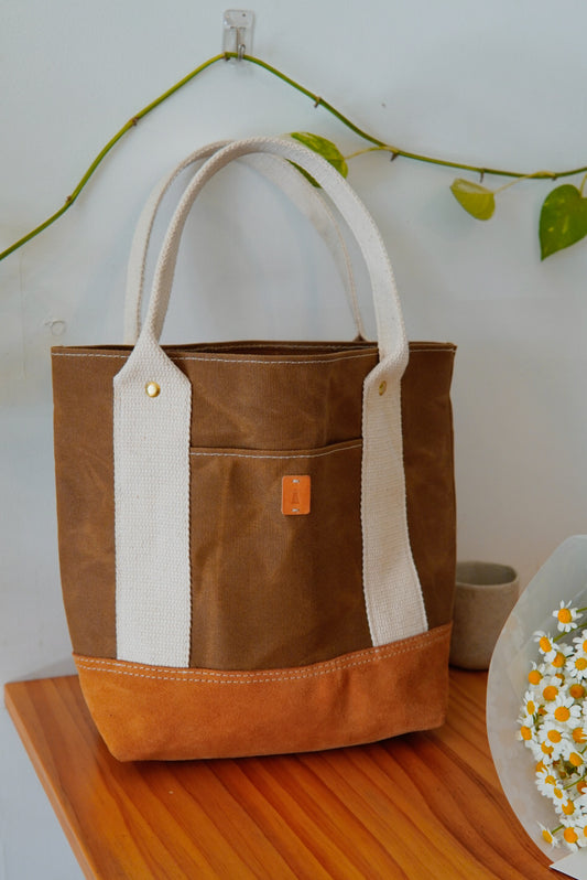 Lightkeeper Tote