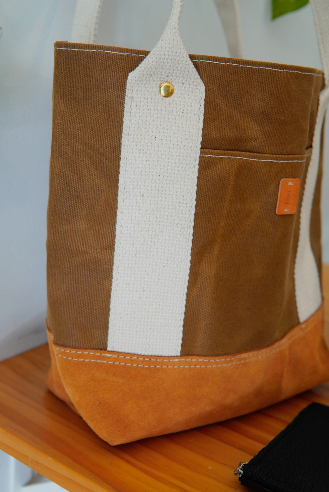 Lightkeeper Tote