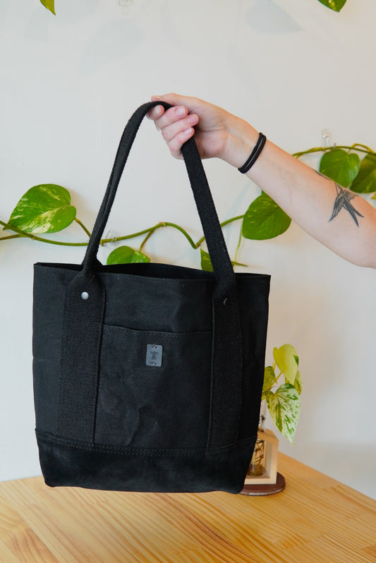 Lightkeeper Tote - Black