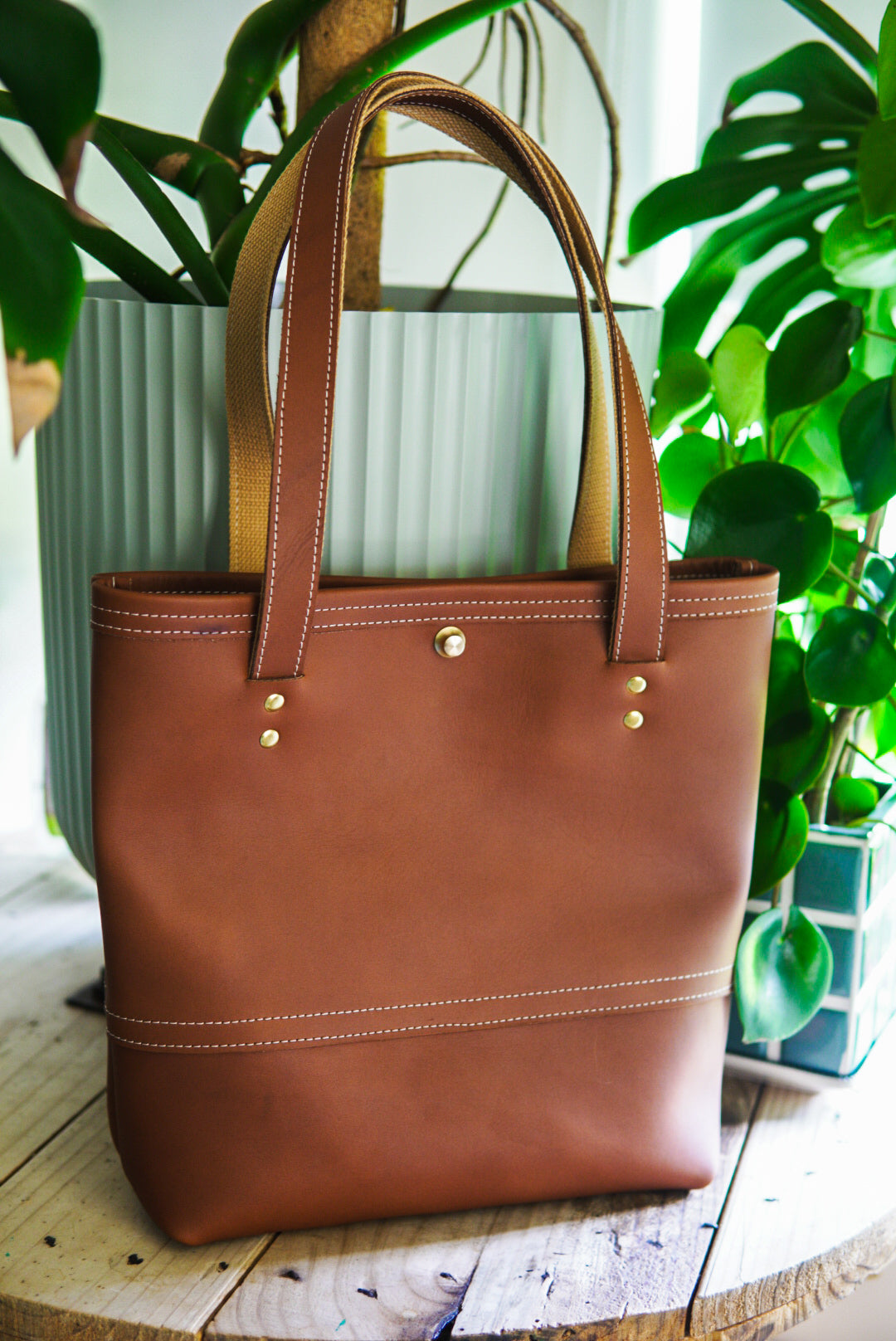 Essential Leather Tote