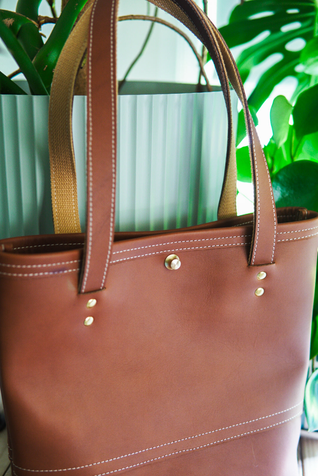 Essential Leather Tote