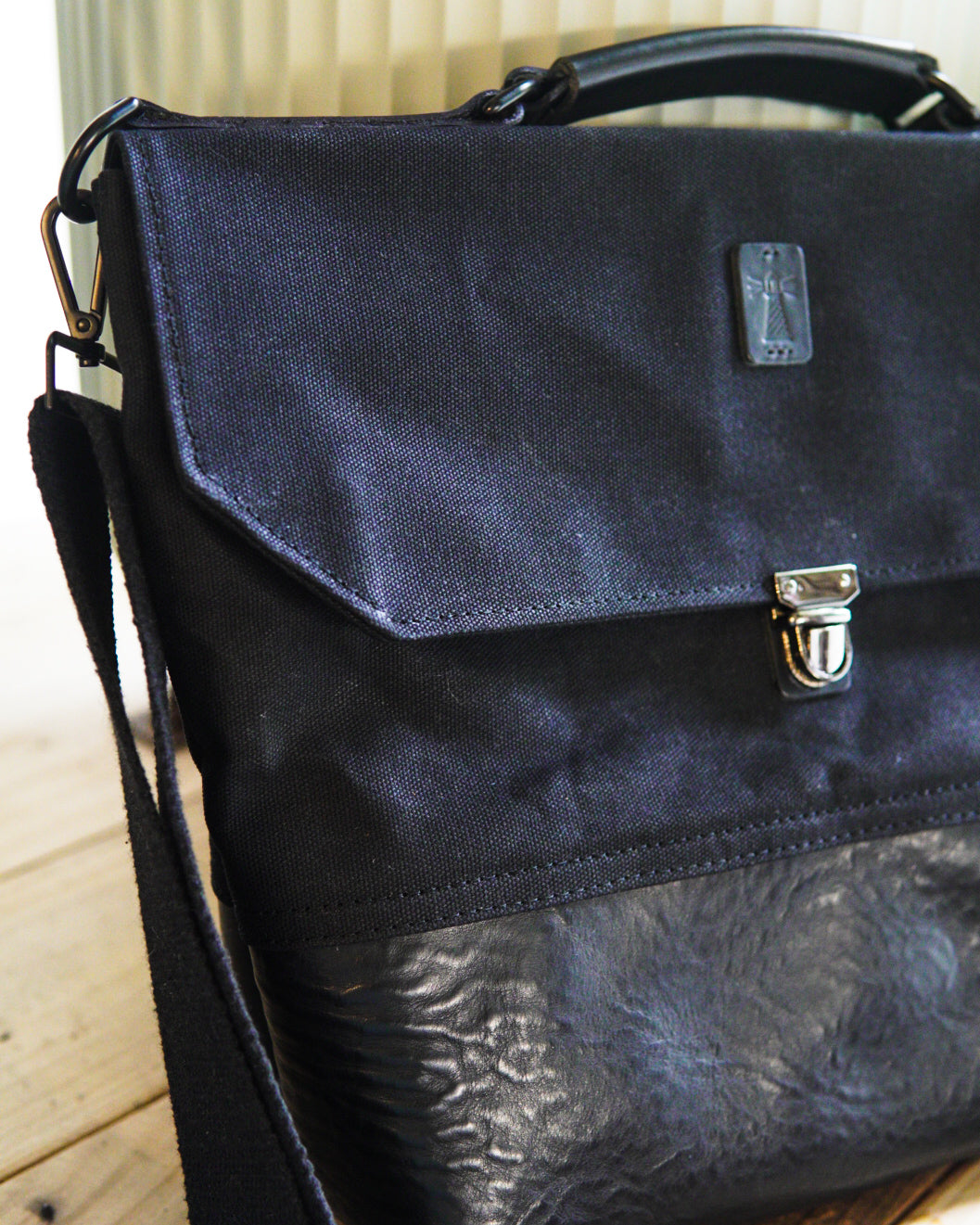 Messenger Bag - Mens satchel/briefcase/ everyday bag