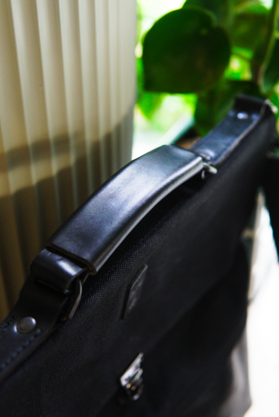 Messenger Bag - Mens satchel/briefcase/ everyday bag