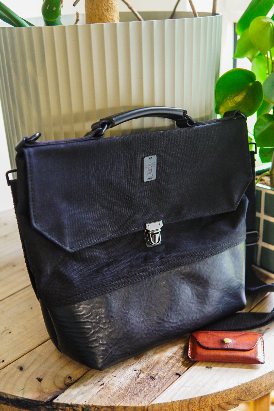 Messenger Bag - Mens satchel/briefcase/ everyday bag