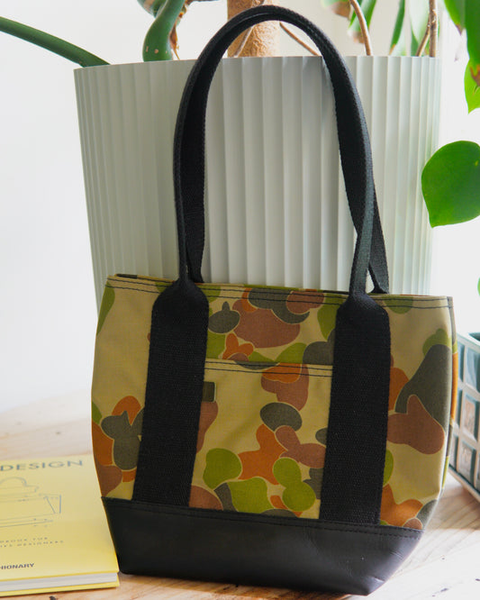 Lightkeeper Tote - Camo