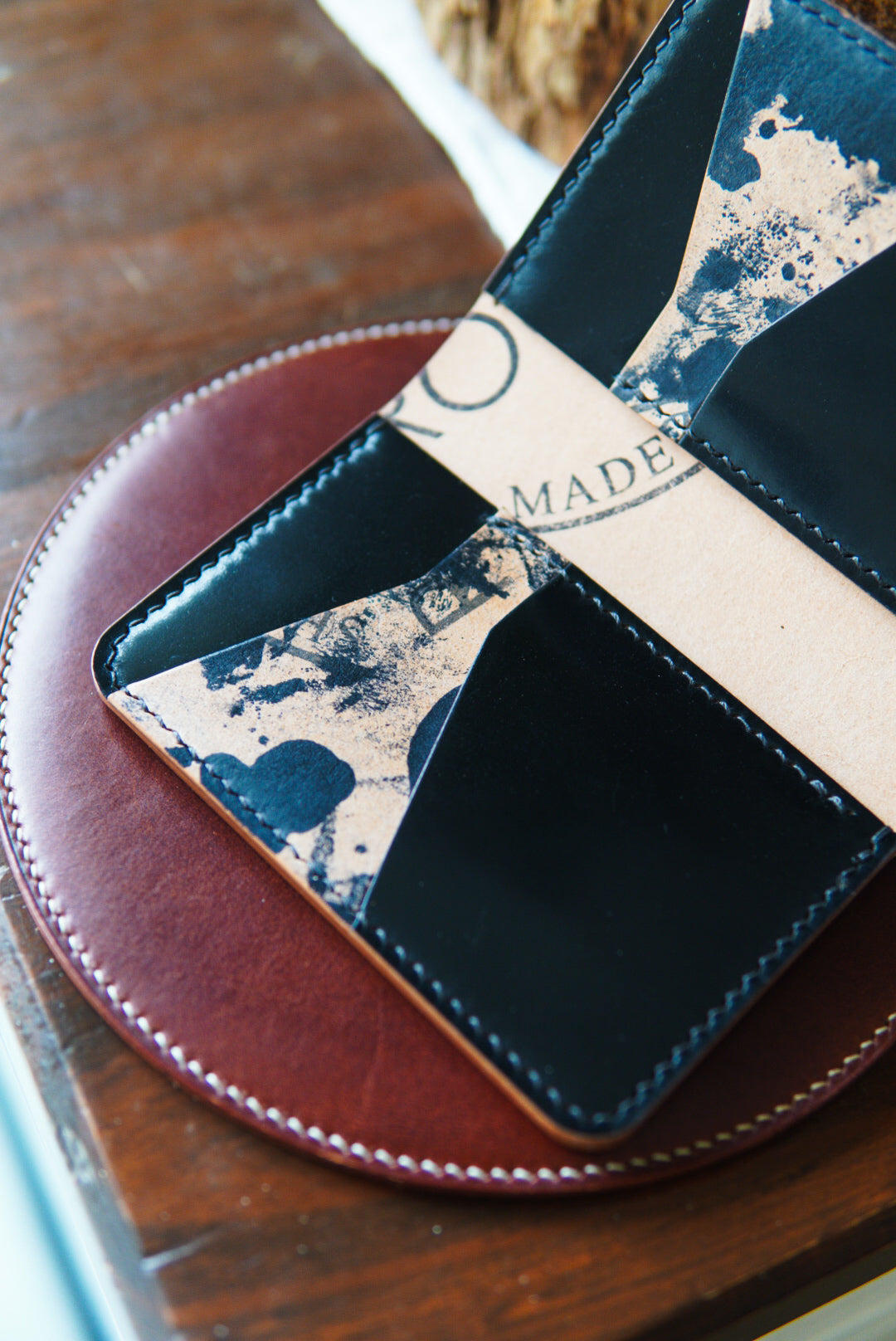 Cash Beacon - Rocado Shell Marbled Black
