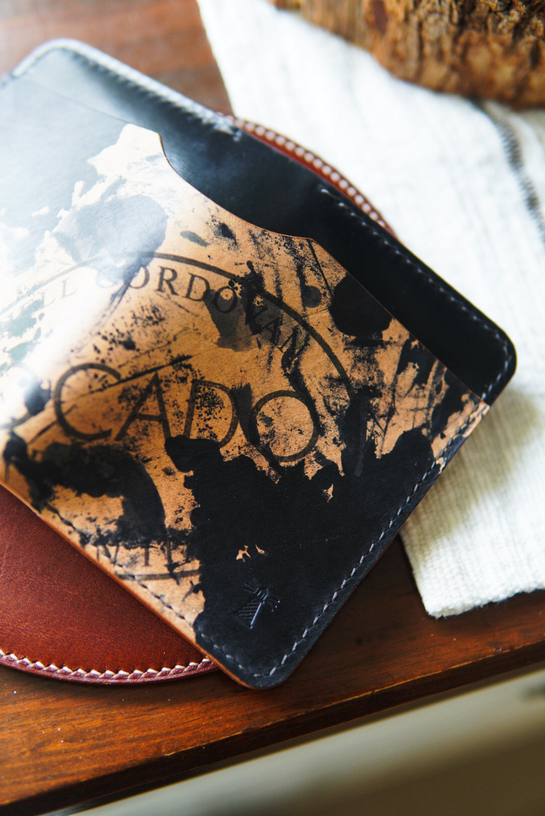 Cash Beacon - Rocado Shell Marbled Black