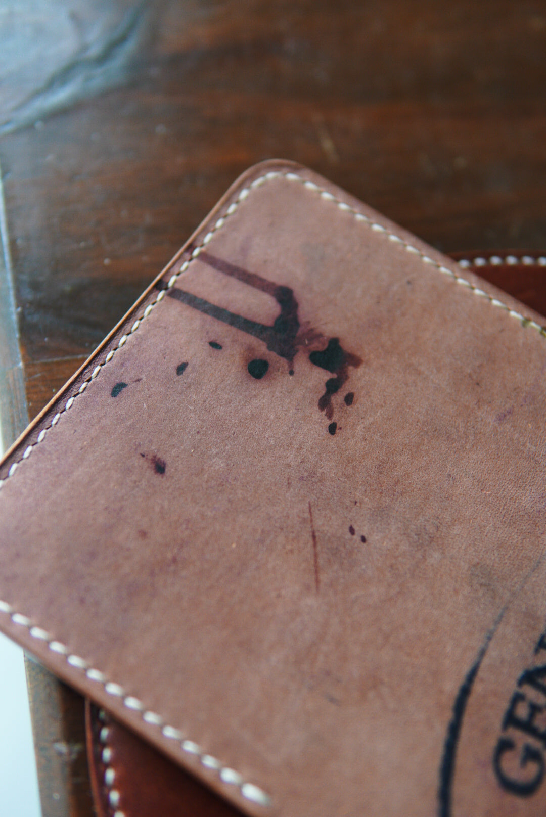 Nami Minimalist Bifold - Horween Reverse w Stamp