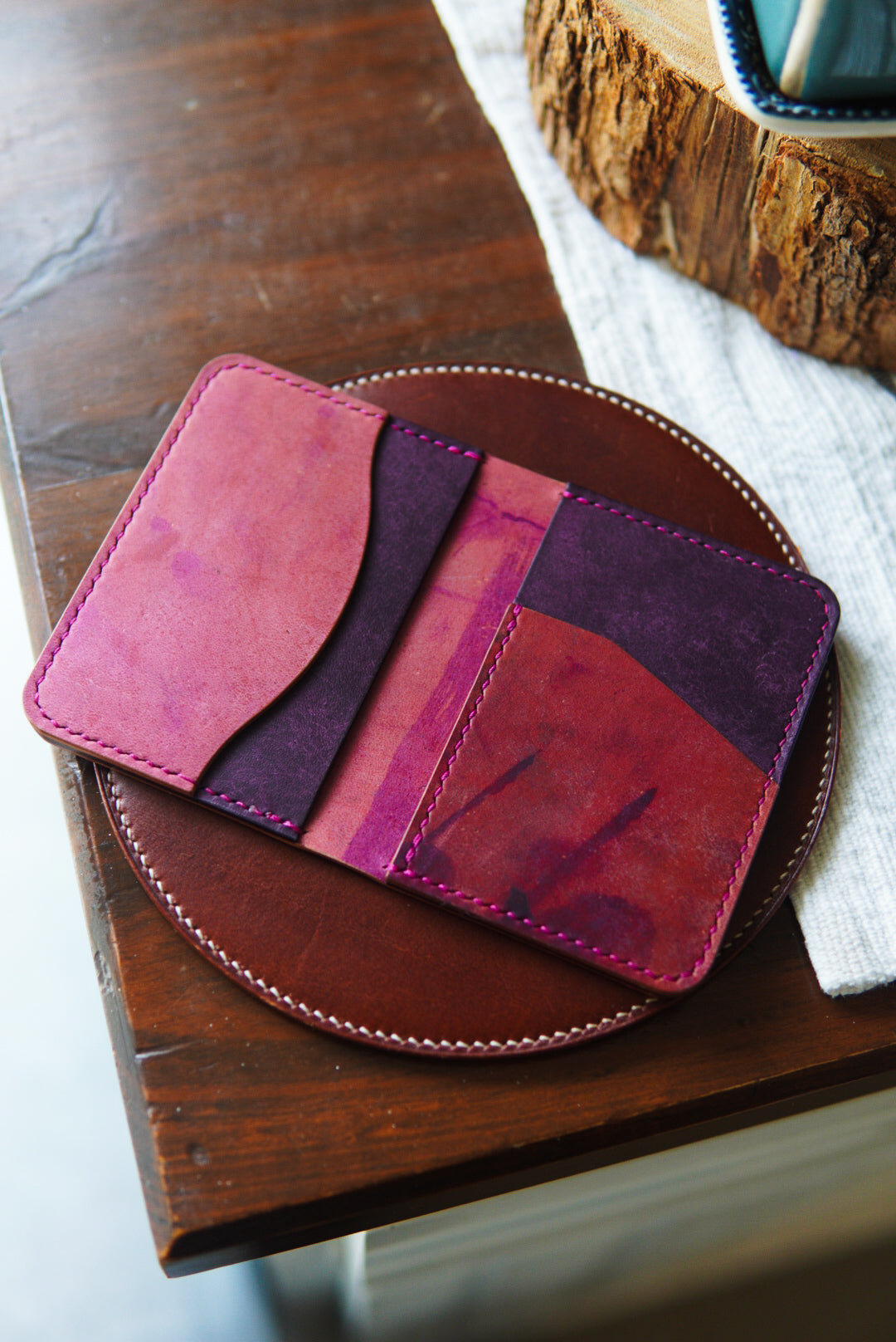 Nami Minimalist Bifold - Horween UV and Pruga Pueblo