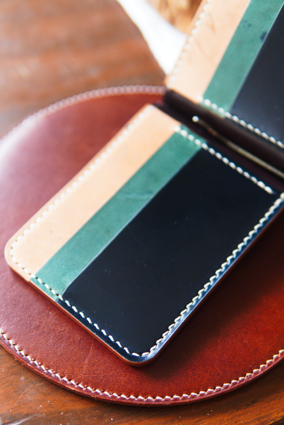 Cash Clip Bifold - Horween Shell Mix