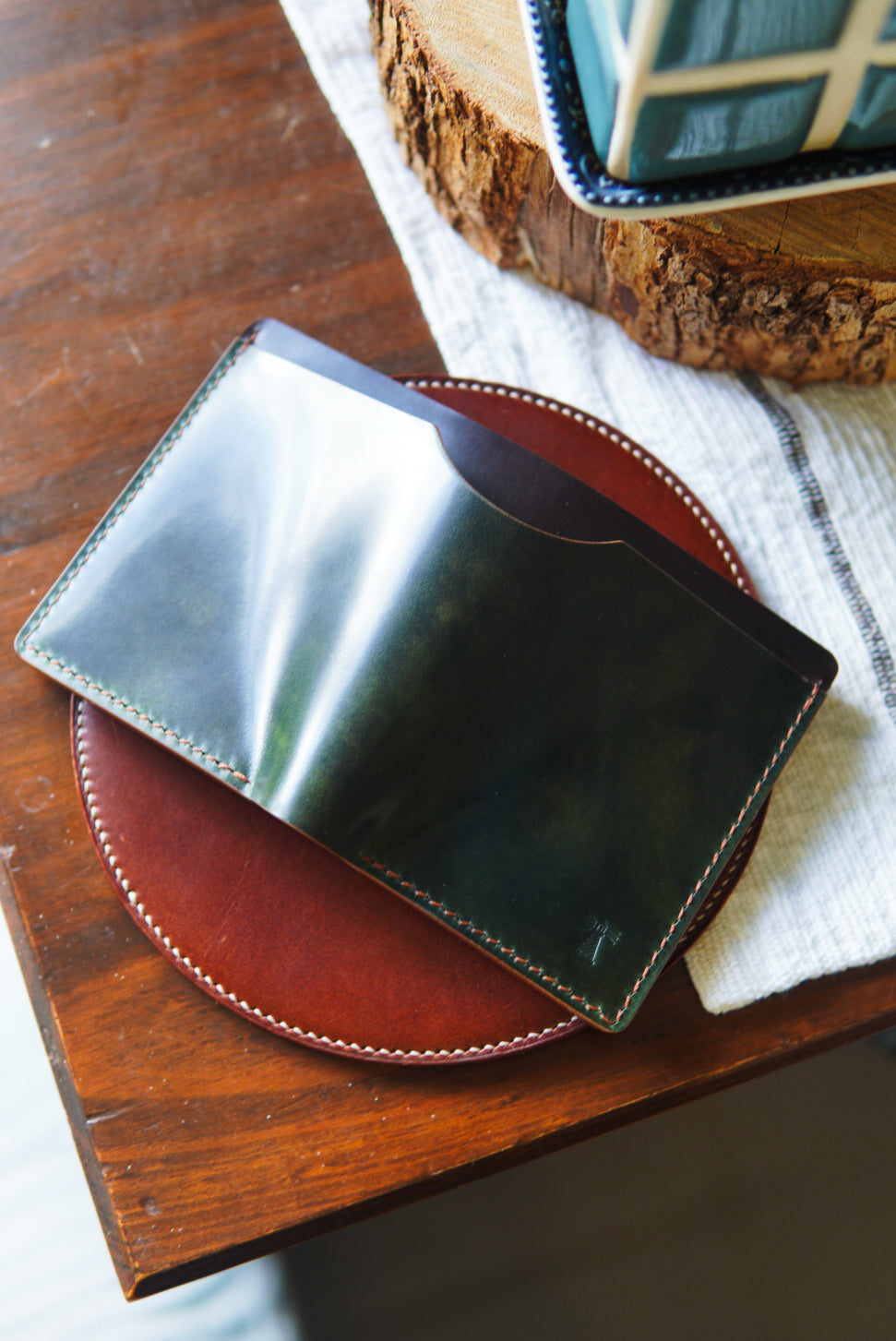 Cash Nami Bifold - Museum Green and Brown Rocado shell