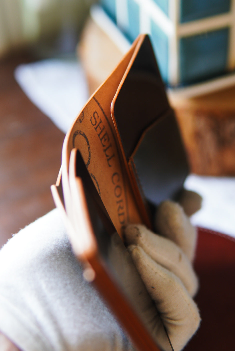 Cash Nami Bifold - Museum Green and Brown Rocado shell